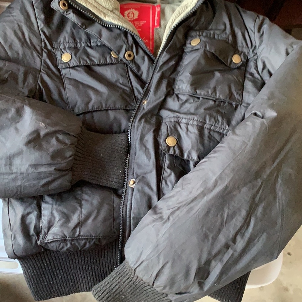Jacket - Picture 5 of 7